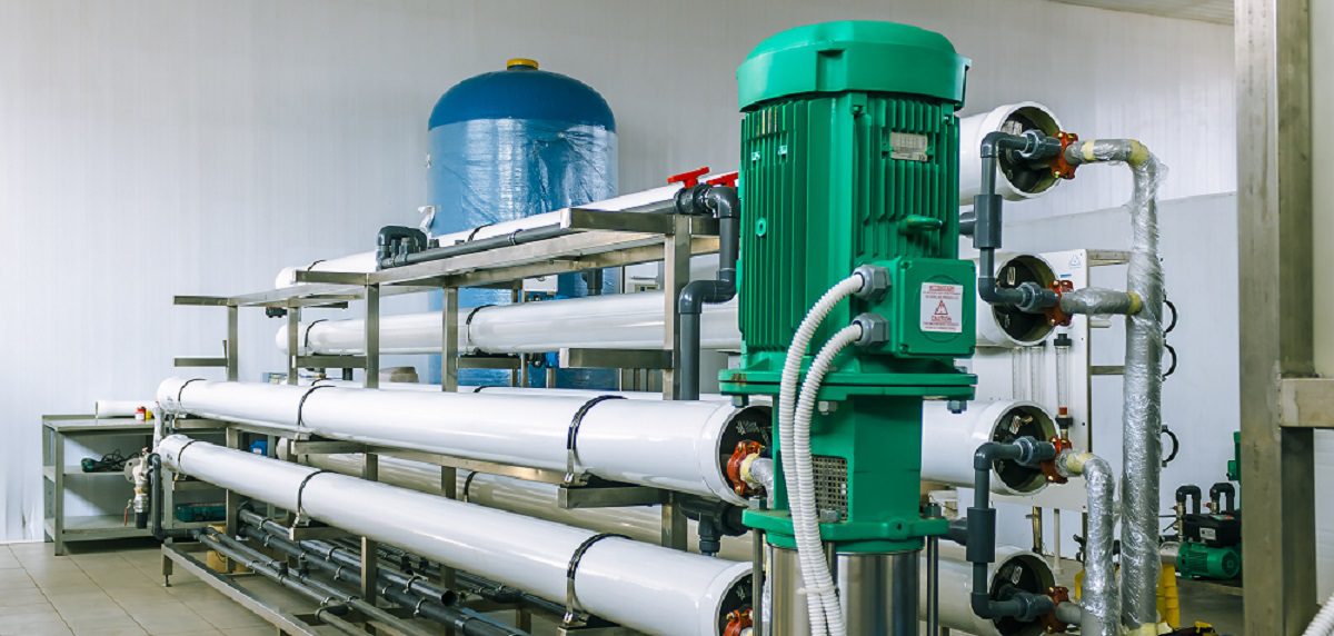 installation of industrial membrane devices water treatment based on reverse osmosis system